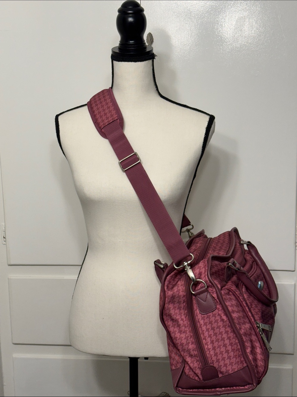 Retro Ricardo Beverly Hills Raspberry Houndstooth Weekender Bag - Picture 2 of 13
